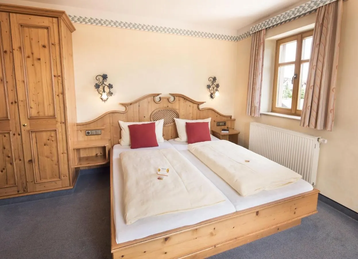 Akzent Hotel Krone Helmstadt