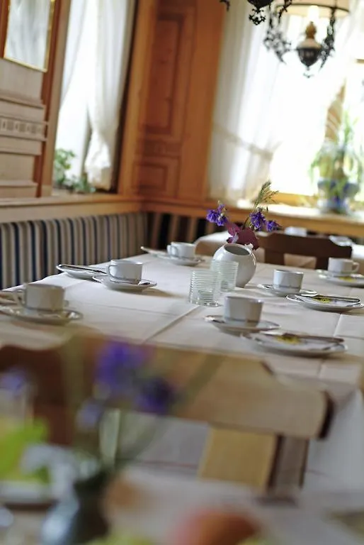 AKZENT Hotel Krone Helmstadt